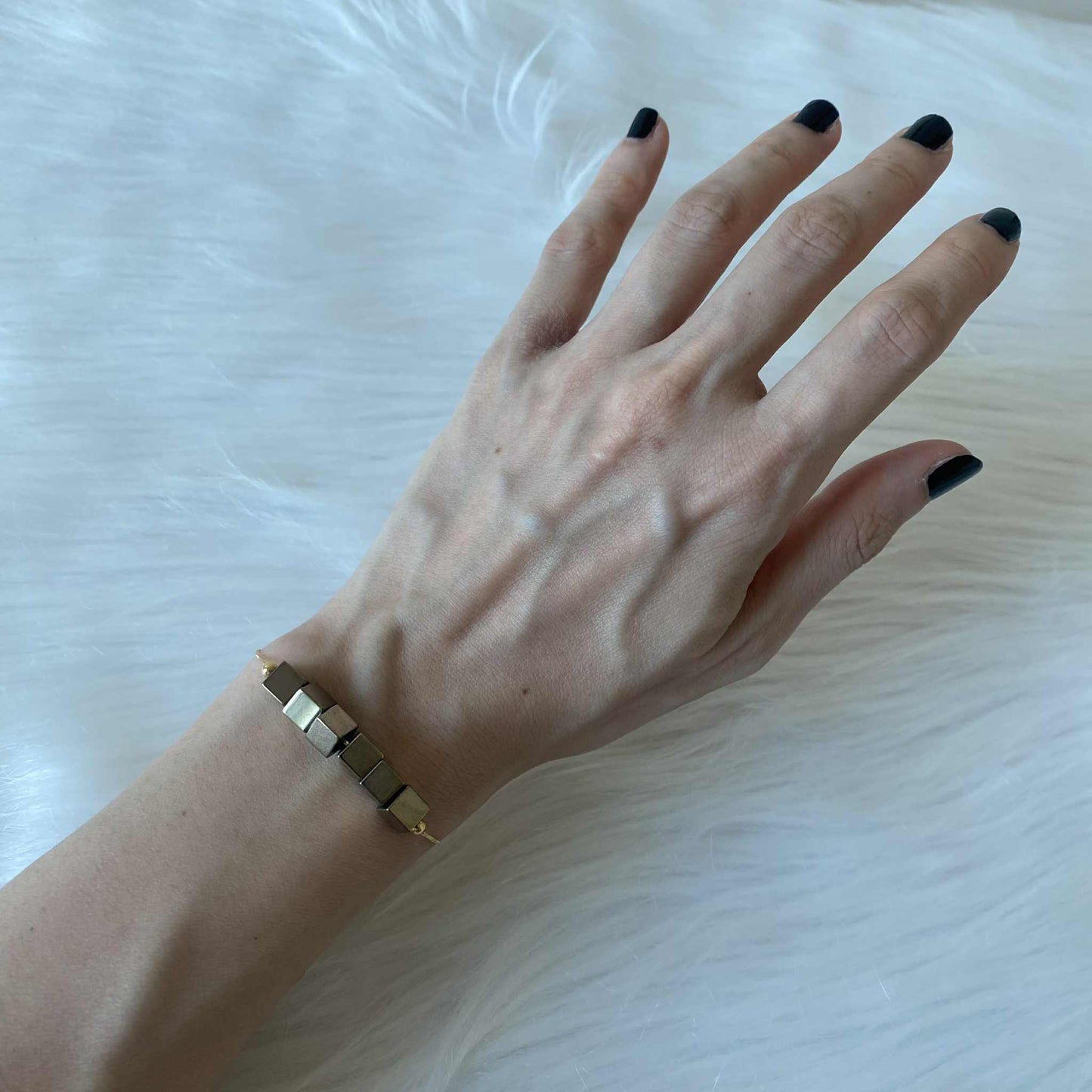 黃鐵礦新版大大粒方型(6mm)925純銀魔法水晶手鏈